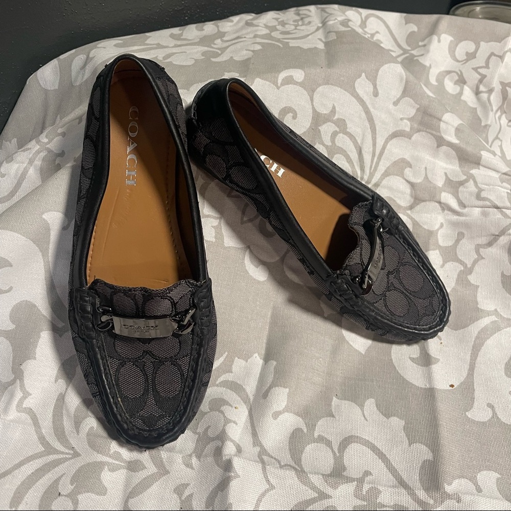 Coach flats